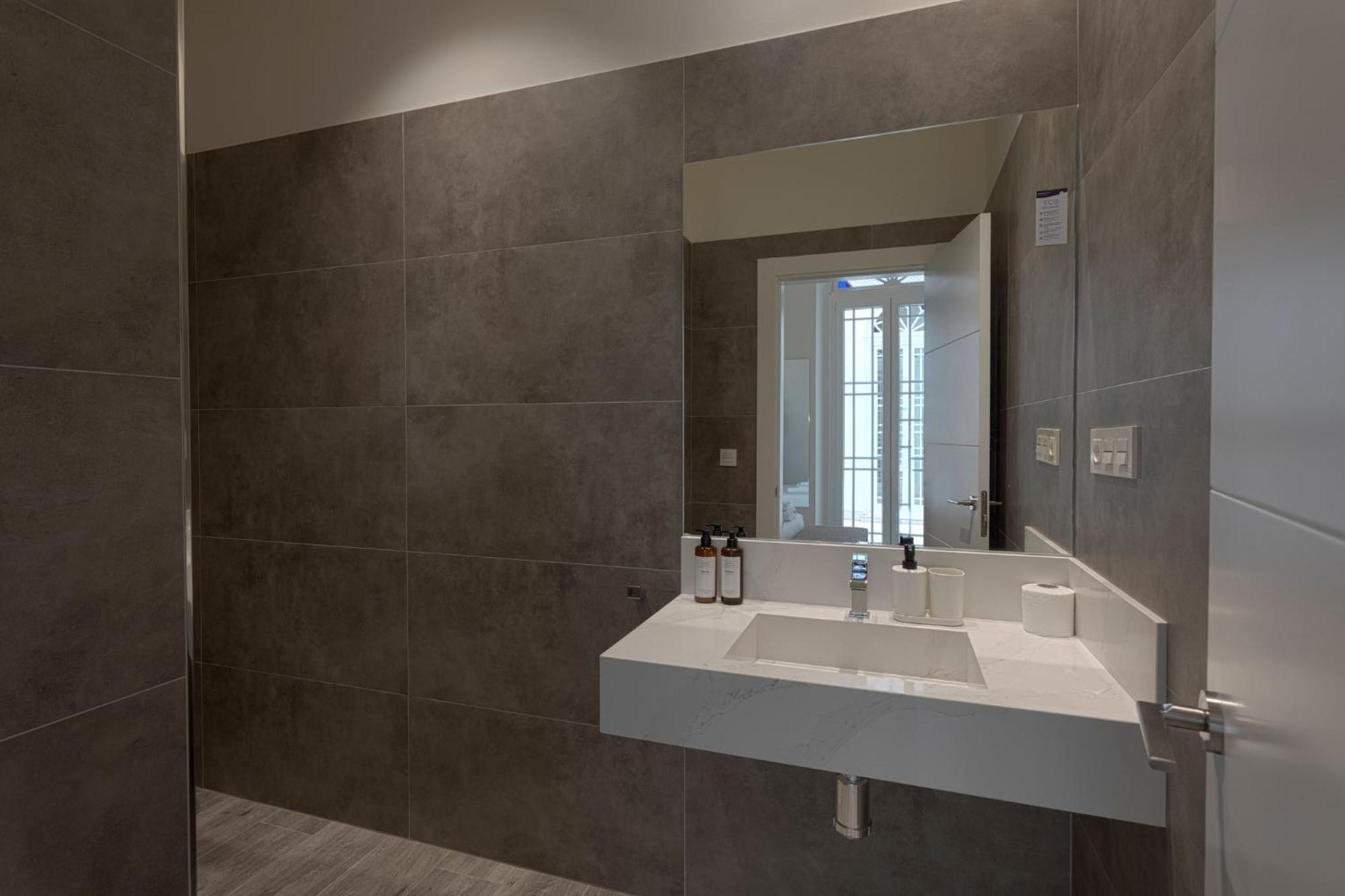 Fresh Velazquez Apartments Málaga Dış mekan fotoğraf